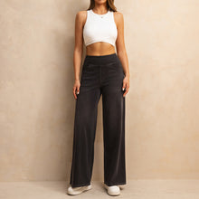 Load image into Gallery viewer, Shascullfites Melody Dark Grey Women's Wide Leg Jeans Multiple Pockets Stretchy Knit Casual Baggy Jeans
