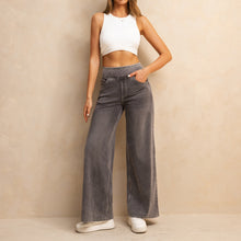 Load image into Gallery viewer, Shascullfites Full-Length Wide Leg Jeans Stretch Cotton Light Grey Wash Casual Pants with Multiple Pockets Baggy Fit
