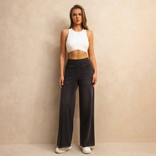 Load image into Gallery viewer, Shascullfites Melody Dark Grey Women's Wide Leg Jeans Multiple Pockets Stretchy Knit Casual Baggy Jeans
